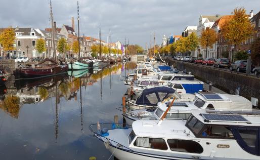 NS wandelroute Rotterdam Maasstad gaat door historisch Delfshaven.