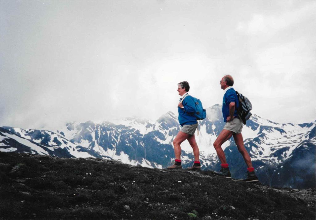 Mijn moeder en haar man waren enthousiaste bergwandelaars. 