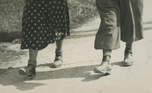 Samen de Nijmeegse Vierdaagse lopen - Foto uit 1933